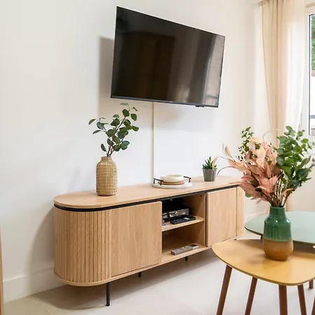 With 1 Bedroom, Gambetta, Russian Church Apartamento *