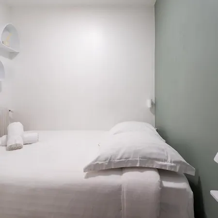 With 1 Bedroom, Gambetta, Russian Church Apartmán